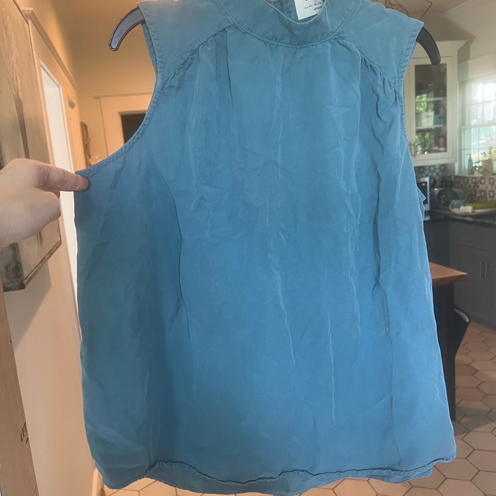 Cloth & Stone blue tank top small